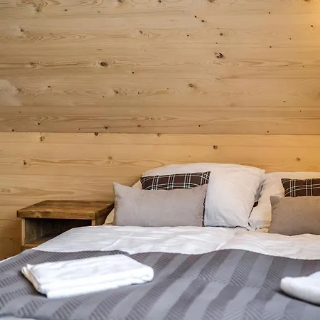 Osada Wierchlove * 부스트리크