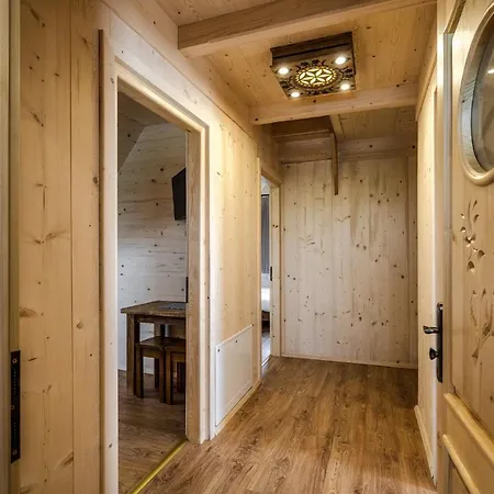 Osada Wierchlove 부스트리크