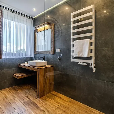 Osada Wierchlove 샬레 *